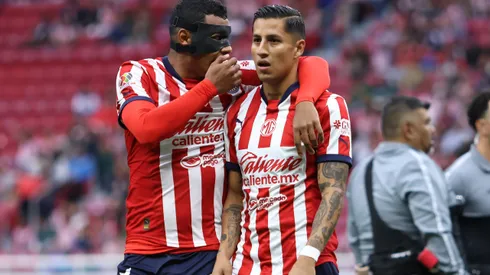 La defensa de Chivas contaría con el regreso de Gilberto Sepúlvedas tras superar su lesión