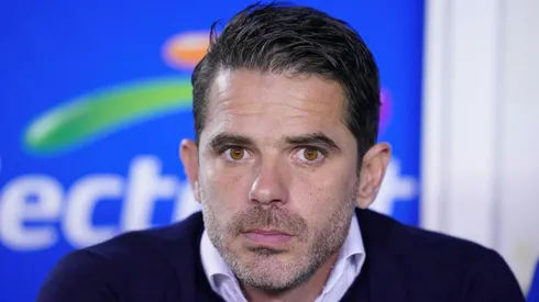 ¿Gago se va de Chivas?