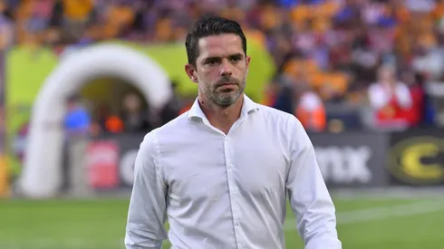 Fernando Gago necesita volver a la victoria con Chivas.