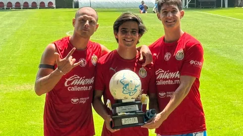 El Mesmari no hace pie en Querétaro tras salir de Chivas.