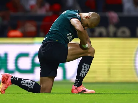 Histórico de Chivas defiende a Chicharito de las críticas