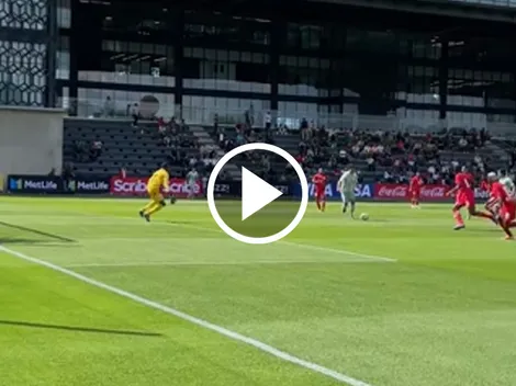 Golazo de José Castillo en la goleada de la Selección Mexicana