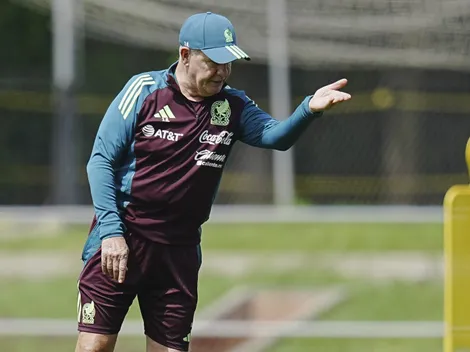 Aguirre decepciona a Chivas antes de su debut