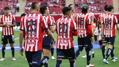 Chivas recibe golpe bajo de la Liga MX.