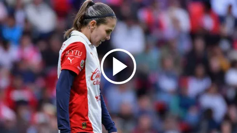 Alicia Cervantes se lamenta una jugada en partido ante Toluca.