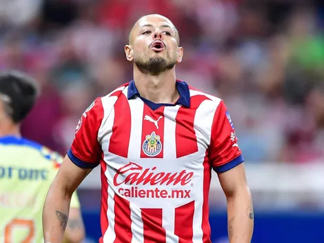Leyenda de Chivas defendió a Chicharito Hernández de sus críticos