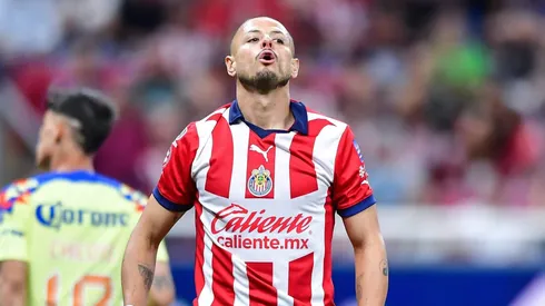 Carlos Salcido defendió a Chicharito de la crítica.