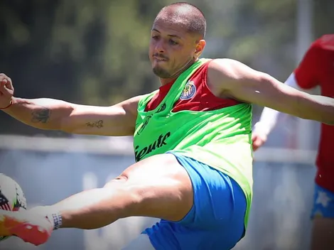 Chicharito Hernández ilusiona a la afición de Chivas