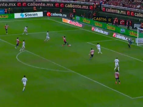 Golazo del empate de Cade Cowell