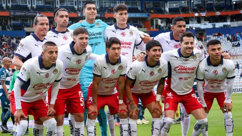 Así formaría Chivas vs. Necaxa.
