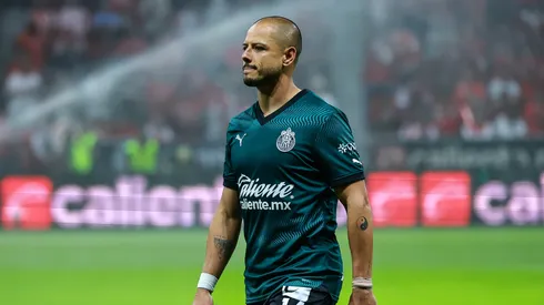 Javier Hernández no duró mucho en Sevilla.