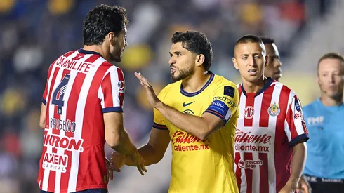 Chivas y América se enfrentan en Estados Unidos.