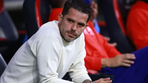 Gago se fue por la puerta de atrás de México.