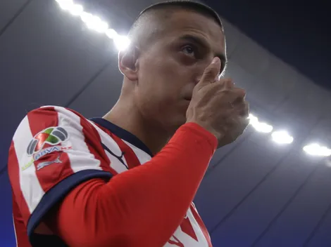 La repudiable actitud de Roberto Alvarado tras su petardo contra la prensa