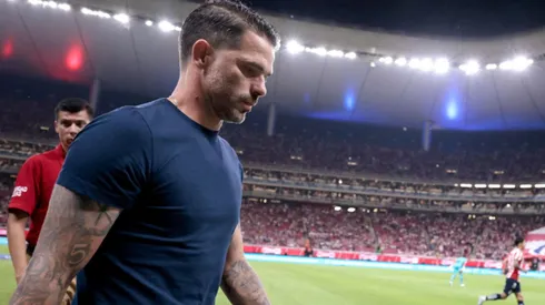 Gago antes del juego ante Atlas.