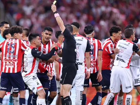 Analistas arbitrales confirman el robo a Chivas vs. Atlas