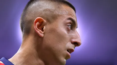 Piojo Alvarado durante un juego de las Chivas.