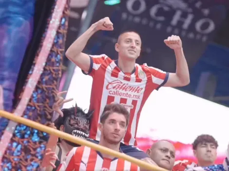 Roberto Alvarado se robó el show detrás de cámaras