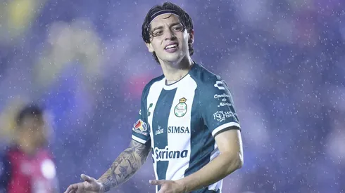 Destapan la única manera que llegará Jordan Carrillo.