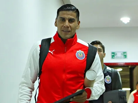 ¿Salcido es opción para Chivas?