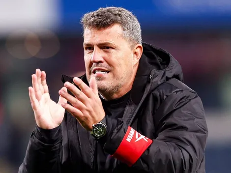 Óscar García, con pie y medio en el banquillo de Chivas