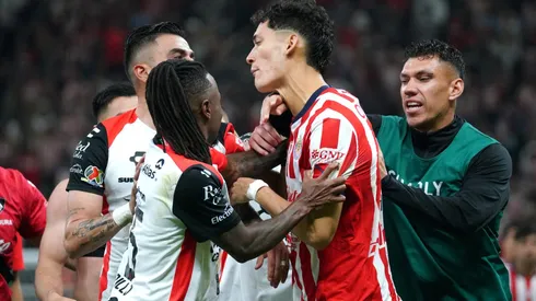 Destapan el festejo que Chivas preparó para burlarse de Atlas.