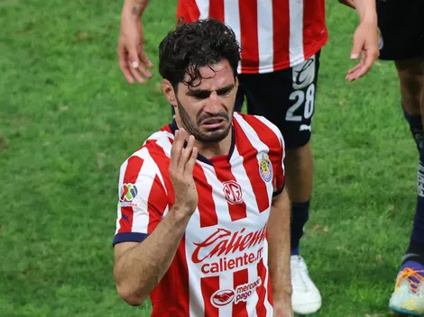 Antonio Briseño habría abandonado la pretemporada con Chivas