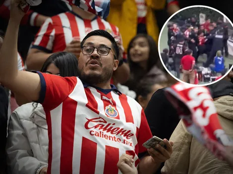 Así fue la bronca entre aficionados de Chivas y Atlas en el Play-in