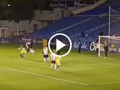 Golazo de chilena de Ramón Morales vs. América en partido de leyendas