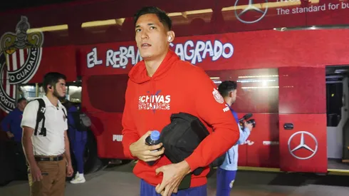 El zaguero de los rojiblancos tiene las horas contadas en Chivas.