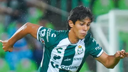 El goleador se fue del Rebaño en el verano pasado.