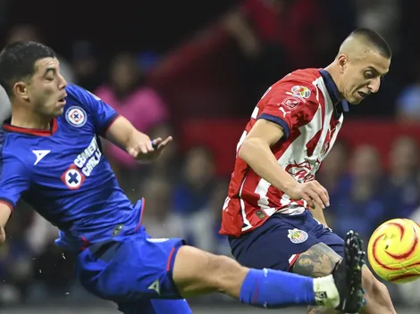 Se va de Chivas el jugador que no pudo intercambiar por Erik Lira