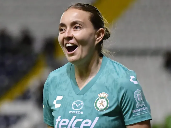 Chivas Femenil hizo oficial el fichaje de Daniela Calderón