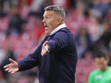 Óscar García ya inventó una posición en Chivas