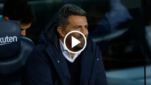 Óscar García Junyent ordenó a jugadores a saludar a la afición.