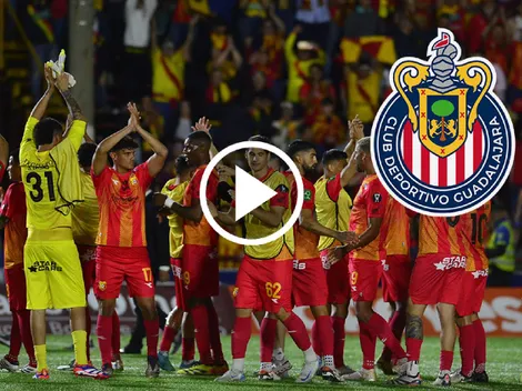 Dos exjugadores de Chivas campeones en el extranjero con batalla campal de por medio