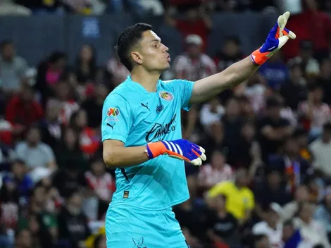 Óscar Whalley y su error en amistoso de Chivas con Leones Negros