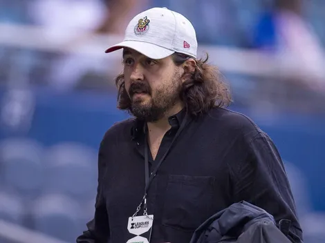 Aficionados de Chivas reconocen a Alejandro Manzo por encima de Amaury Vergara