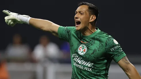 Rodolfo Cota es el actual portero de América, pero supo brillar con Chivas.