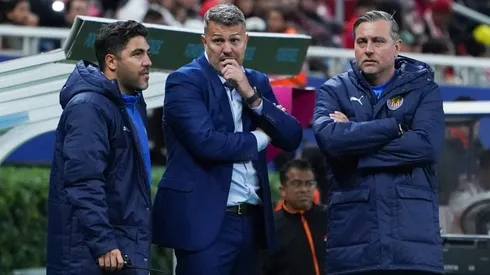 Óscar García Junyent tendrá cinco bajas en Chivas.