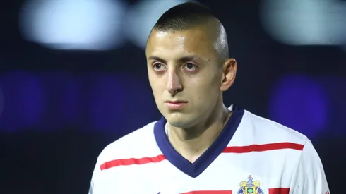 Roberto Alvarado es el jugador mejor cotizado de Chivas.