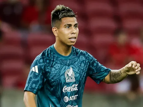 Efraín Álvarez no piensa en Chivas