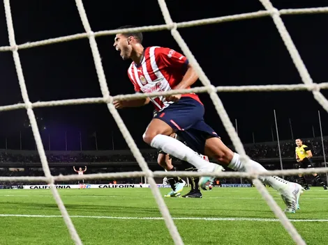 El jugador que no entra en planes de Chivas pero tiene contrato