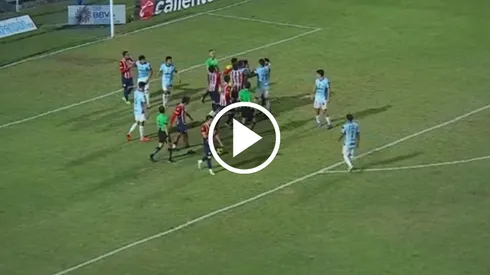 Así fue la expulsión de Sergio Flores.