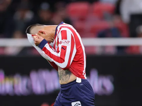 Revelan por qué el Piojo Alvarado fue a la banca