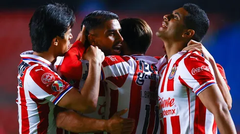 Chivas genera un sentido de pertenencia con sus jugadores que provoca que luego sean aficionados.