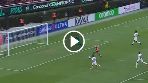 Chicharito y su golazo gracias a Yael Padilla