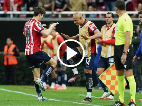 Nadie notó el épico festejo de Armando González "a lo Chicharito"