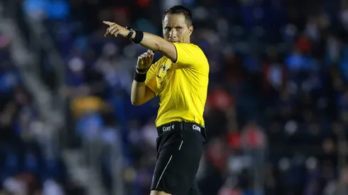 Jesús Rafael López fue el árbitro central del Toluca vs. Chivas.