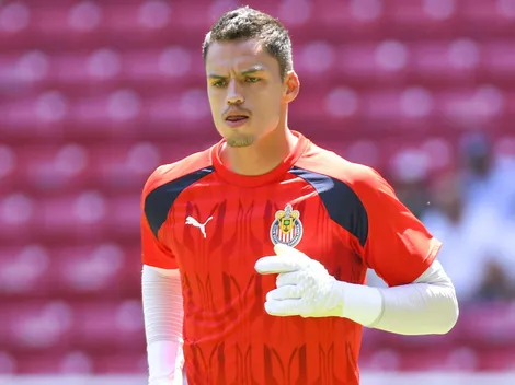 Óscar Whalley todavía no vuelve y tendría los días contados en Chivas